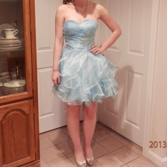 Semi-Formal Strapless Dress - Picture 4 of 14